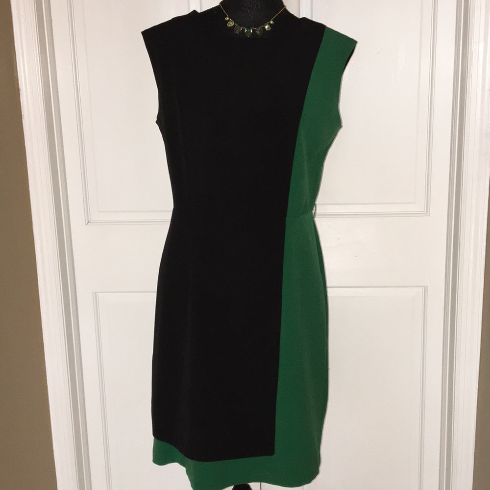 🎊🎉REDUCED🎉🎊 Green and Black Dress